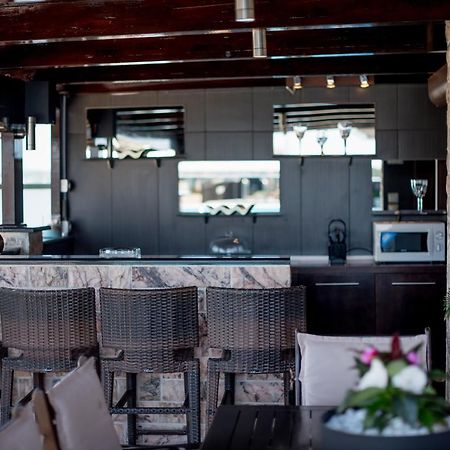 Luxury Penthouse With Private Pool Apartment Превеза Екстериор снимка